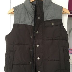 Boys puffy vest